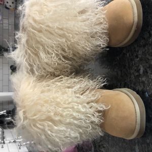 Ugg boots with Mongolian fur - hardly worn!